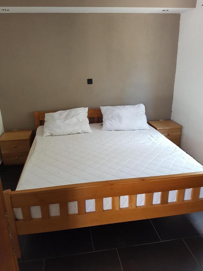 Apartmani Morovi Dvori Drage Luaran gambar