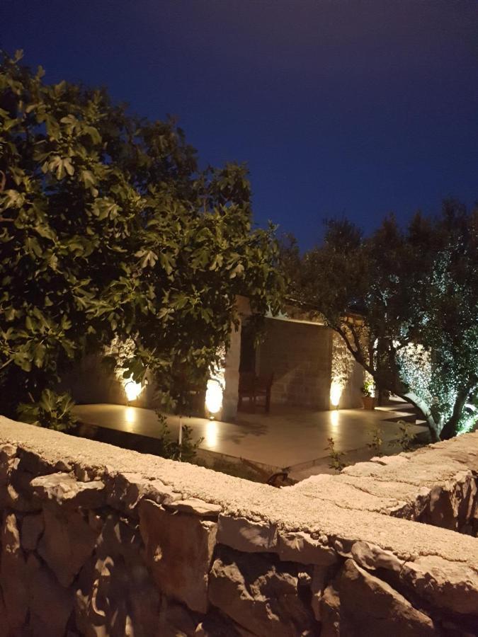 Apartmani Morovi Dvori Drage Luaran gambar